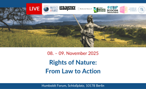 Auf dem Bild ist die Justizia zu sehen. Im Hintergrund eine grüne Landschaft. Dazu sind alle relevanten Daten für das Event abgebildet.